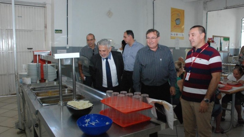 A visita aconteceu nesta sexta-feira.