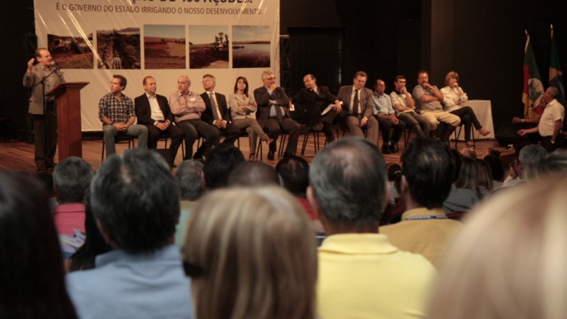 “Estes investimentos irão beneficiar os municípios, melhorar a qualidade de vida das pessoas, e, deste modo, proporcionar o desenvolvimento social”, afirmou Lara.