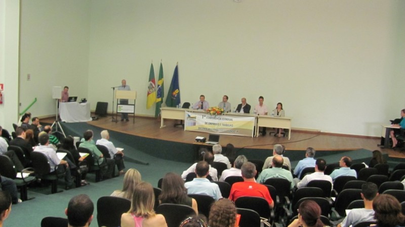 A I CEETD acontece nos dias 31 de outubro e 01 de novembro em Porto Alegre