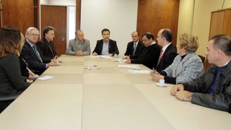 Encontros nas 12 principais regiões do Estado irão reunir empresários e entidades sociais para ensinar a utilização da Lei da Solidariedade.