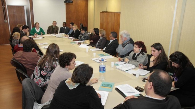 O Edital prevê o desenvolvimento de cursos de qualificação profissional para os beneficiários do CadÚnico.