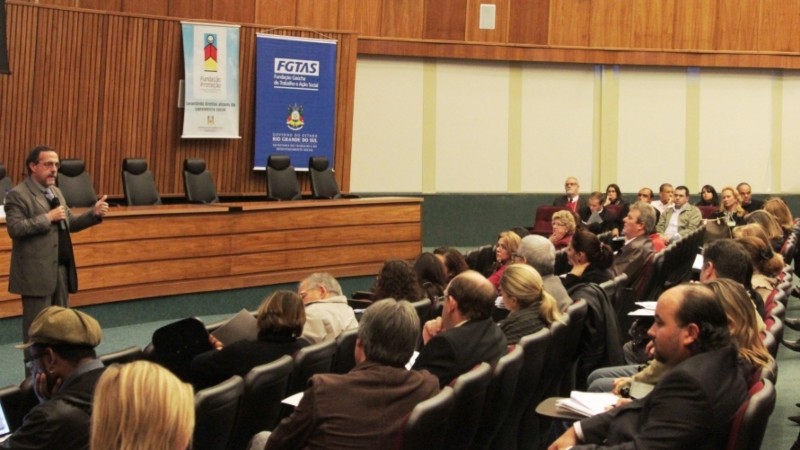 A programação da tarde do Fórum contemplou debates referentes às políticas de Assistência Social e de Trabalho e Emprego