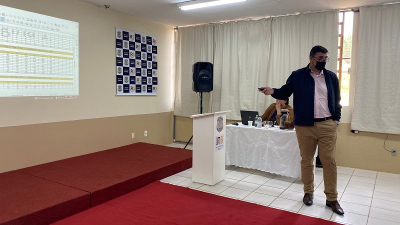 01 10 Ratos capa gde