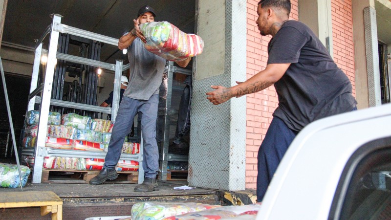 Distribuição de cestas básicas para povos de terreiro