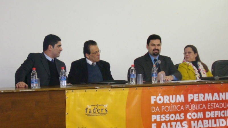 20110810182041forumfabiano.jpg