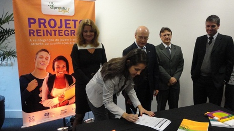 20120504181456tamara-convenio-ok-ok.jpg